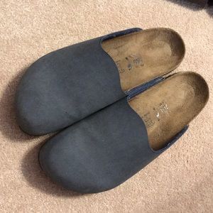 BIRKENSTOCK CLOGS
